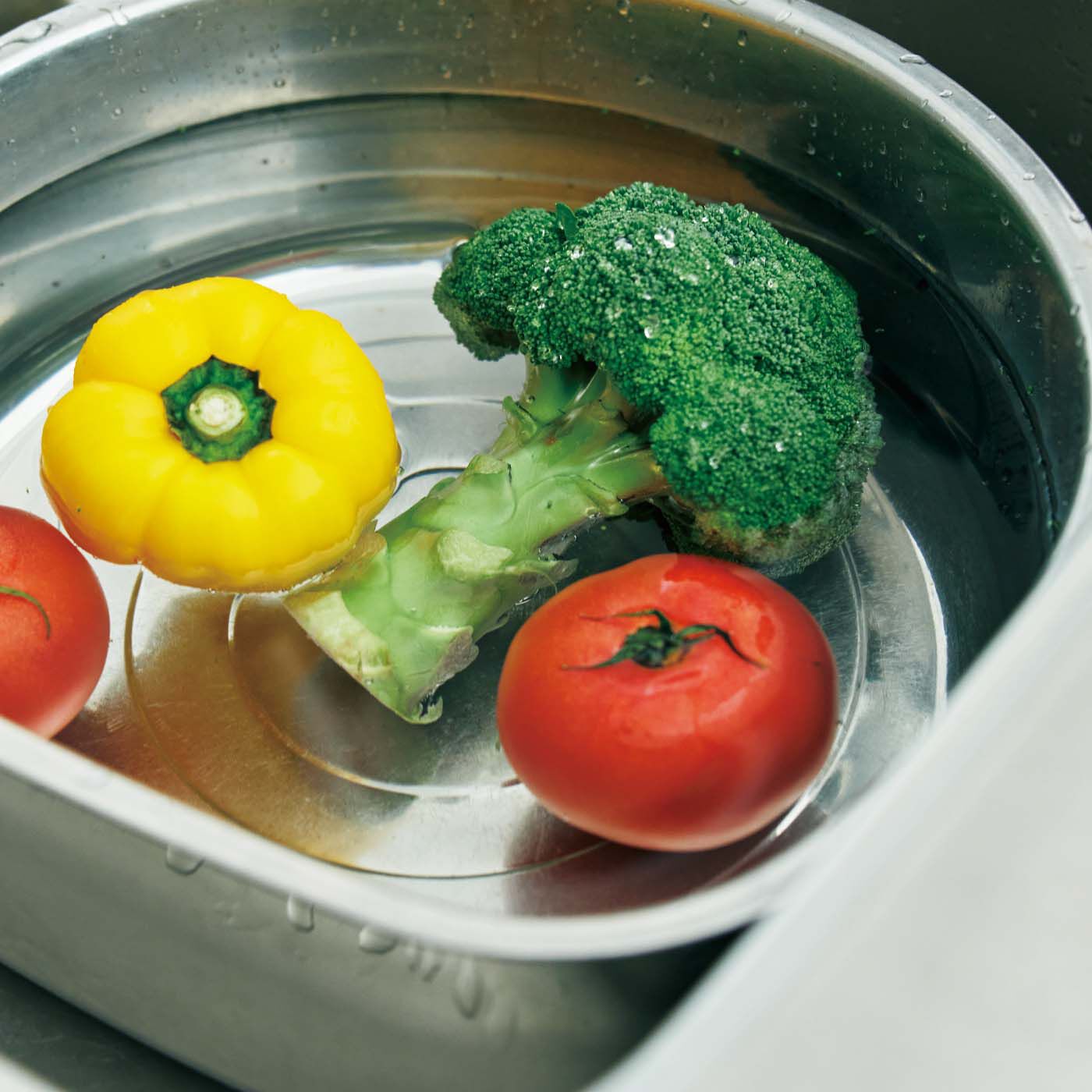 フェリシモの雑貨Kraso|1/d DISH SOAP 食器用洗剤原液（詰め替え用）の会|薄めて野菜の洗浄にも