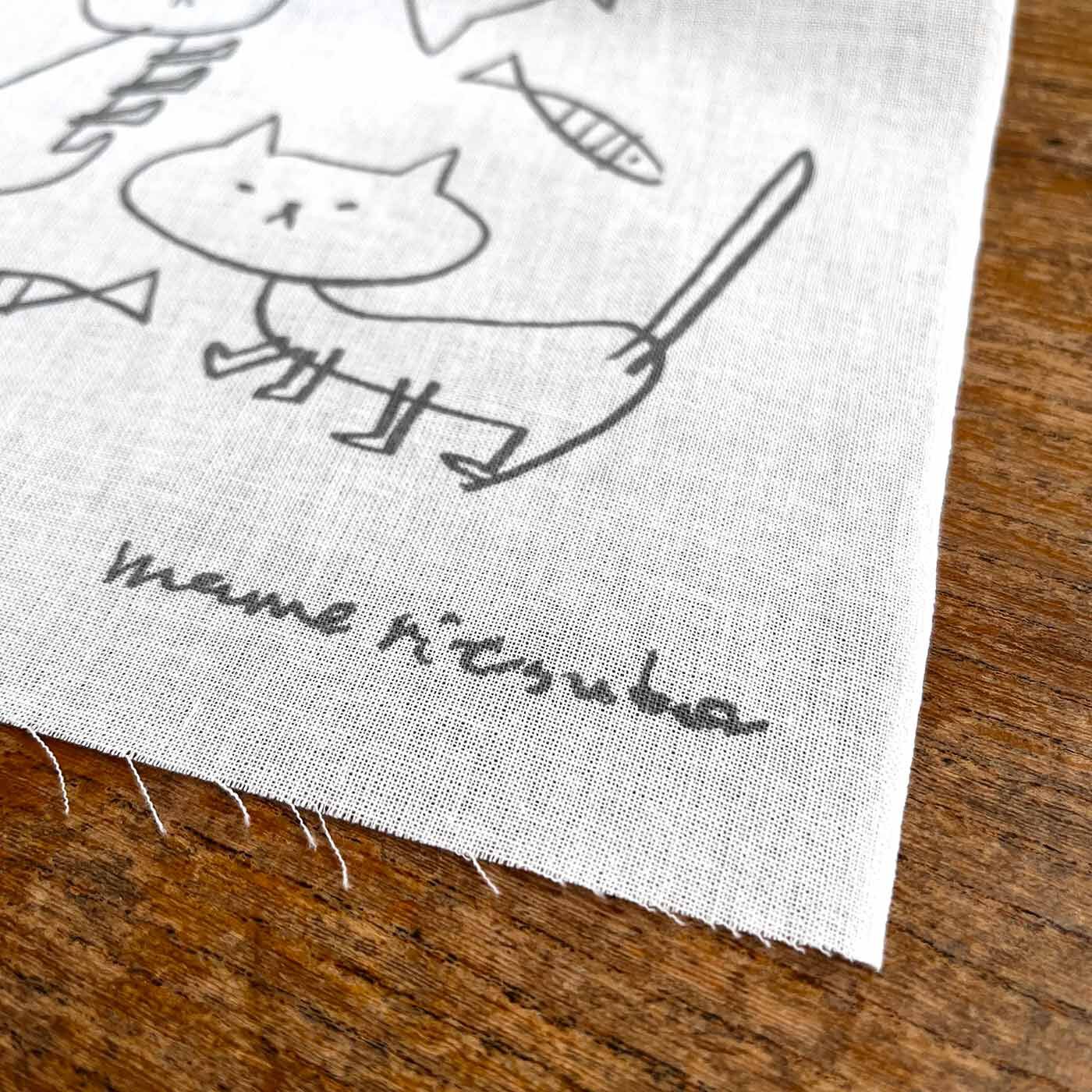 フェリシモの雑貨Kraso［クラソ］|mameritsuko 手ぬぐい〈ネコorイヌ〉|※手ぬぐい本来の仕様のため、短い2辺は切りっ放しです。