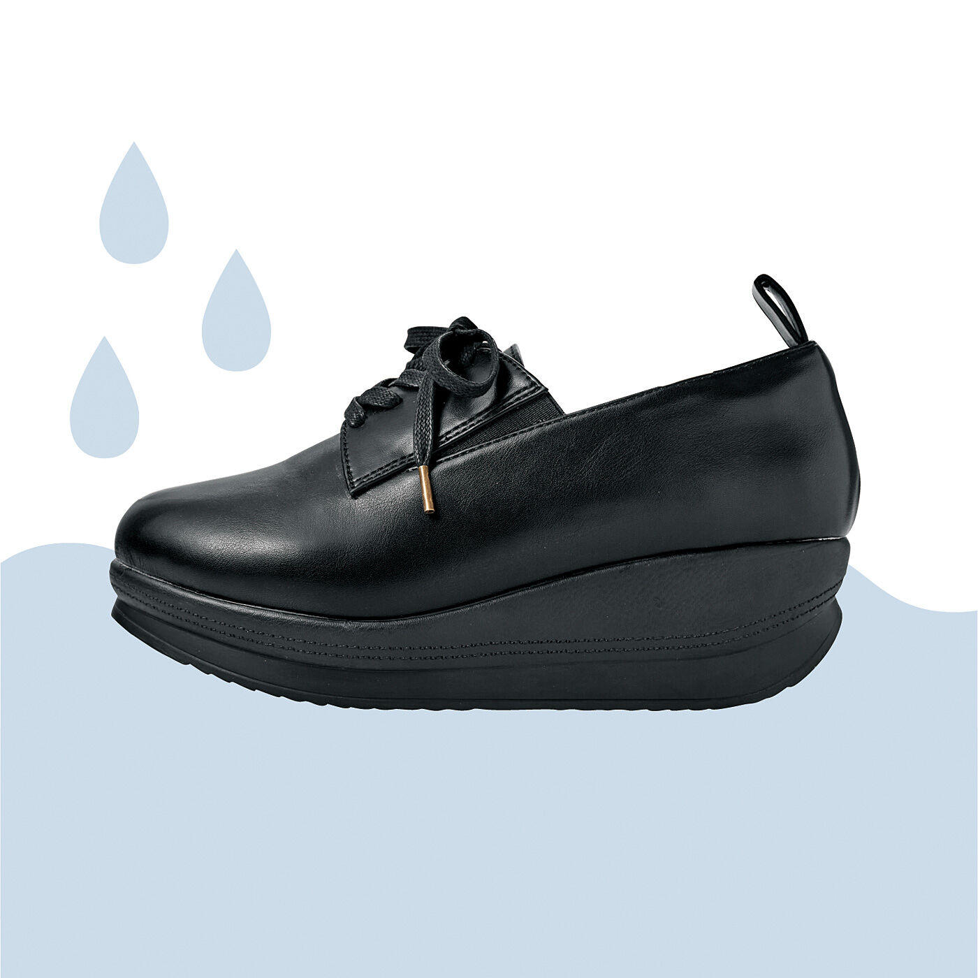フェリシモの雑貨 Kraso|UP.de　振り子ソールでスイスイ歩ける　晴雨兼用スタイルアップシューズ〈ブラック〉|靴底まわりに防水テープと防水糊を使用。雨のしみ込みをガードします。