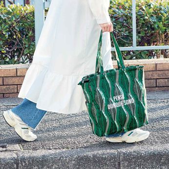 フェリシモの雑貨Kraso［クラソ］ | 鮮やかボタニカル調プリントトートバッグ