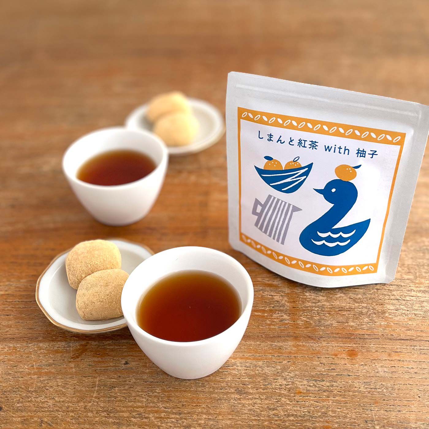 フェリシモの雑貨 Kraso|高知より愛をこめて しまんと紅茶〈ティーバッグ〉の会|お団子などなど、和菓子にも合います。