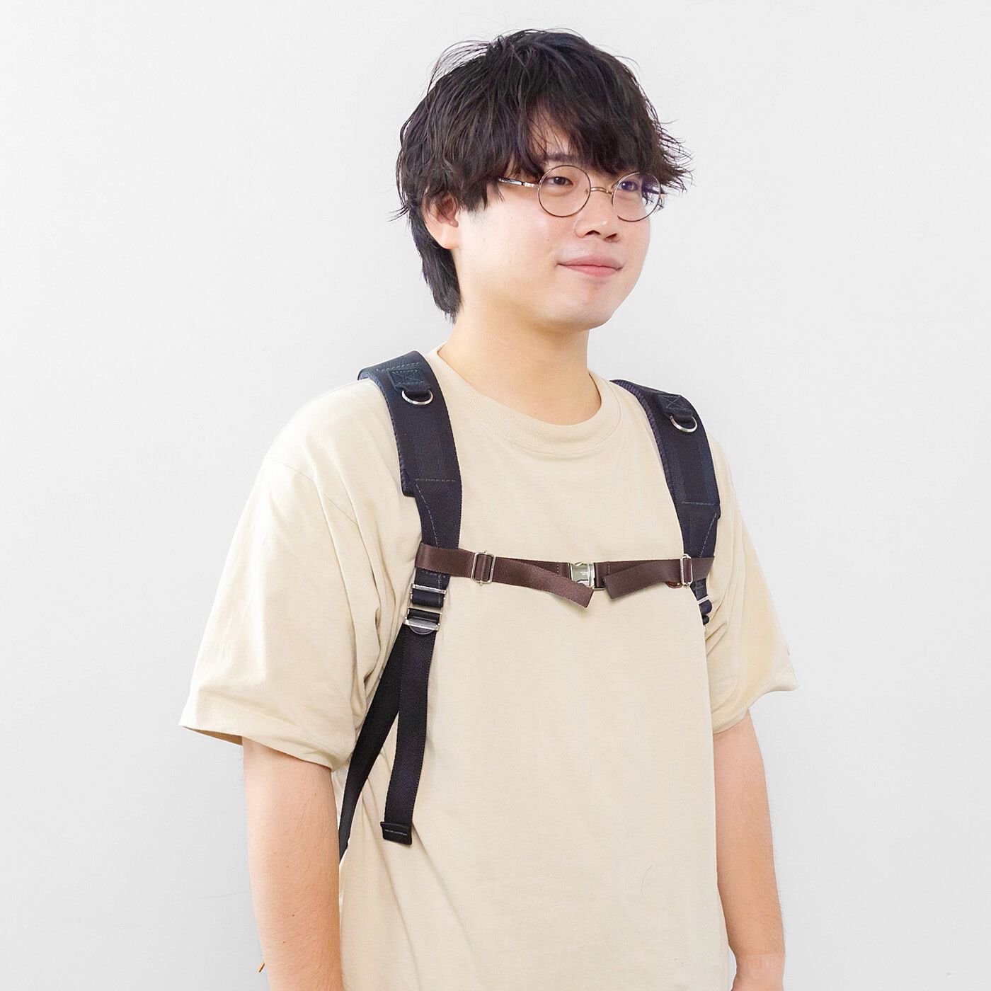 フェリシモの雑貨Kraso［クラソ］|UP.de　肩ひものずり落ち防止！　通勤リュックにもなじむきれい見え　チェストベルトの会|サイズ調節可能なので、みんなで使えます。