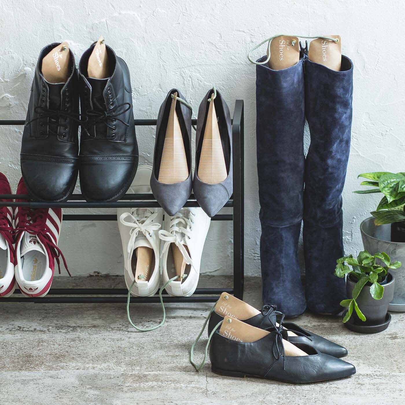 フェリシモの雑貨Kraso|1/d for Shoes 靴用除湿剤の会|スニーカーやロングブーツにも。お気に入りの靴の日々のお手入れに。