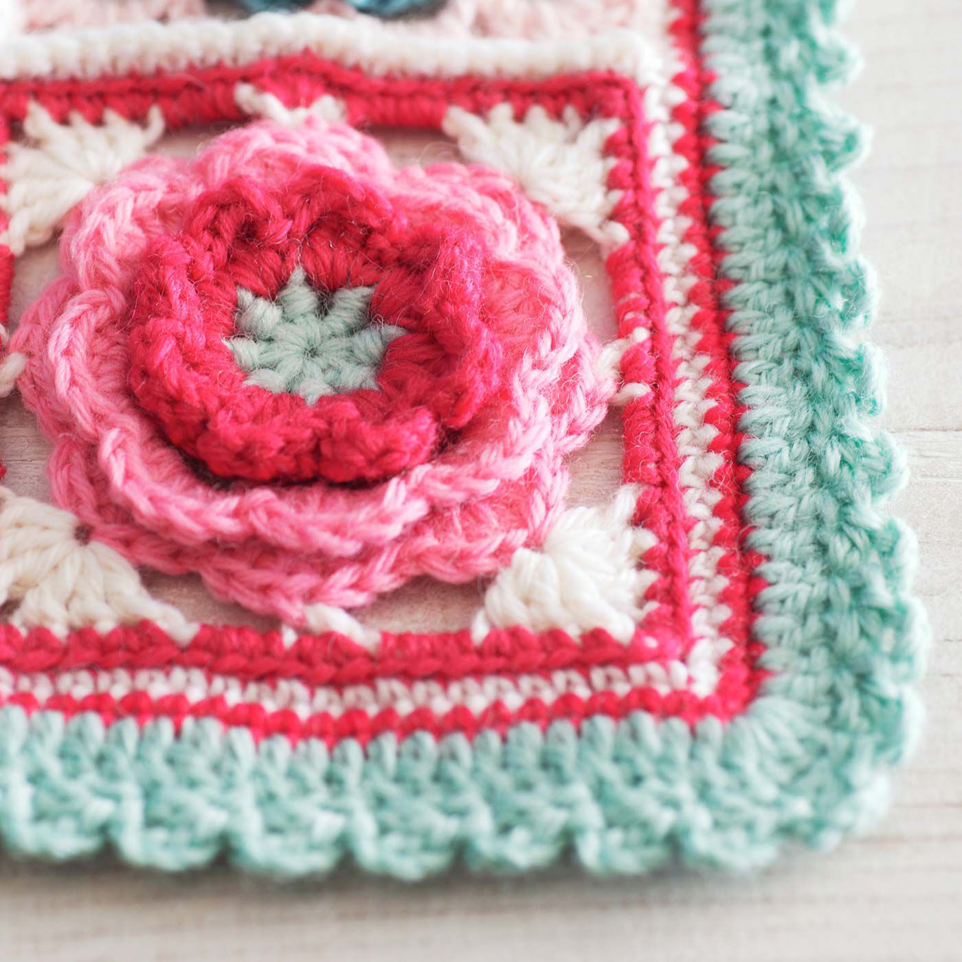 クチュリエ|マカロンカラーモチーフのふち編み用毛糸