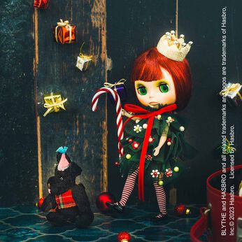 Couturier | ドール用クリスマスのコスチュームと王冠キット