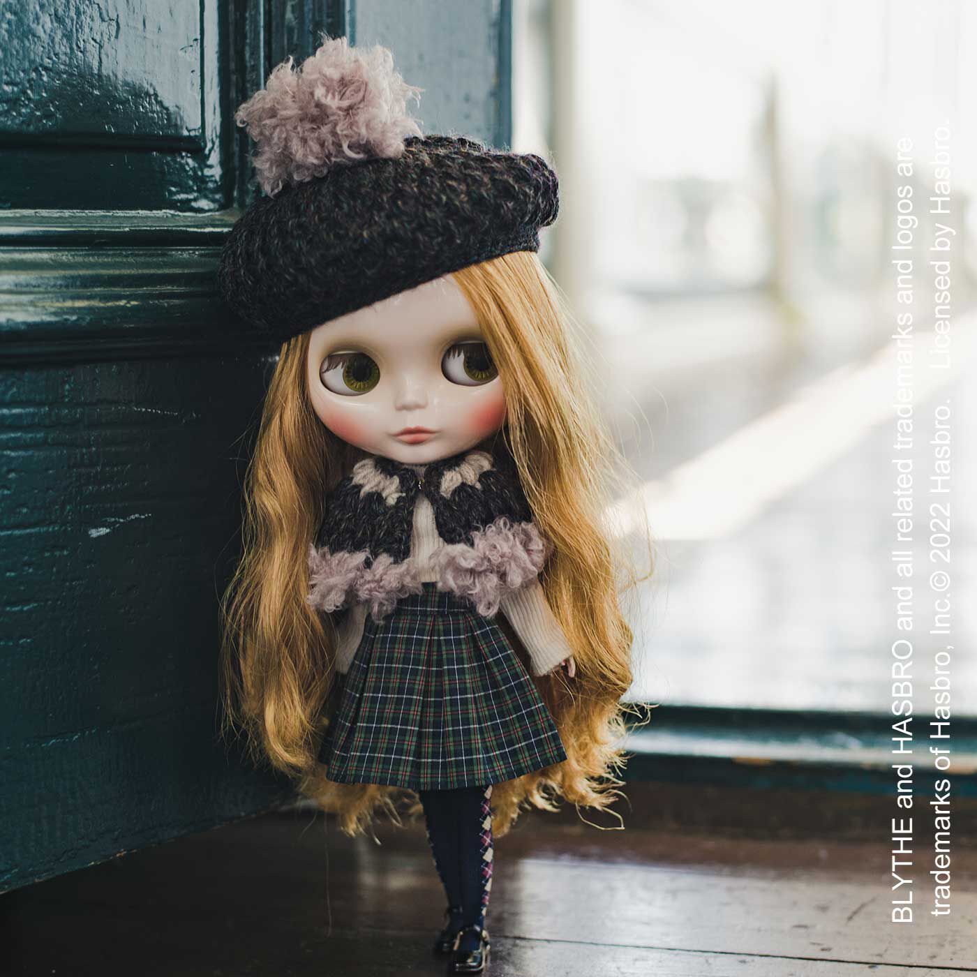 Couturier|寒さが待ち遠しくなる ドール用かぎ針編み帽子と小物のキット