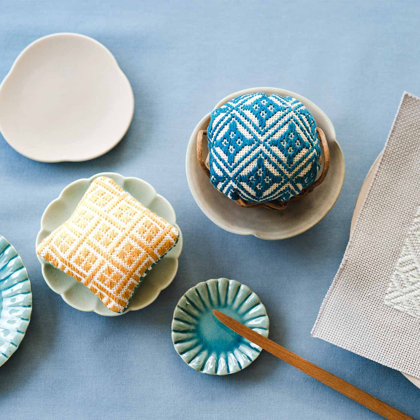 こぎん刺し　ちりかご こぎん刺し がま口ポーチ キット ハリノヲト □ 布 こぎん刺しキット