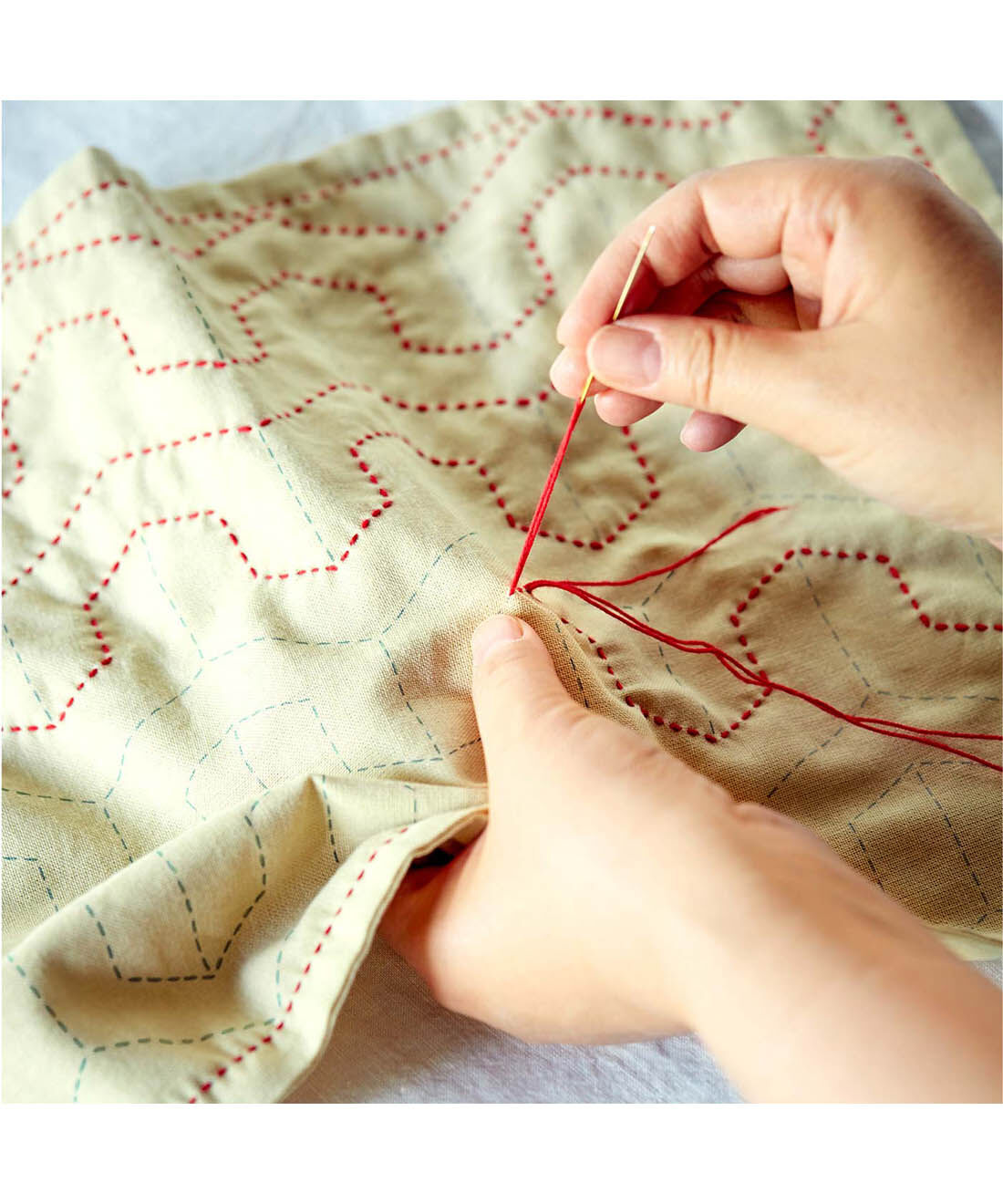 Couturier|【3回エントリー】東北生まれの様式美　伝統柄に思いを込める刺し子フリークロスの会