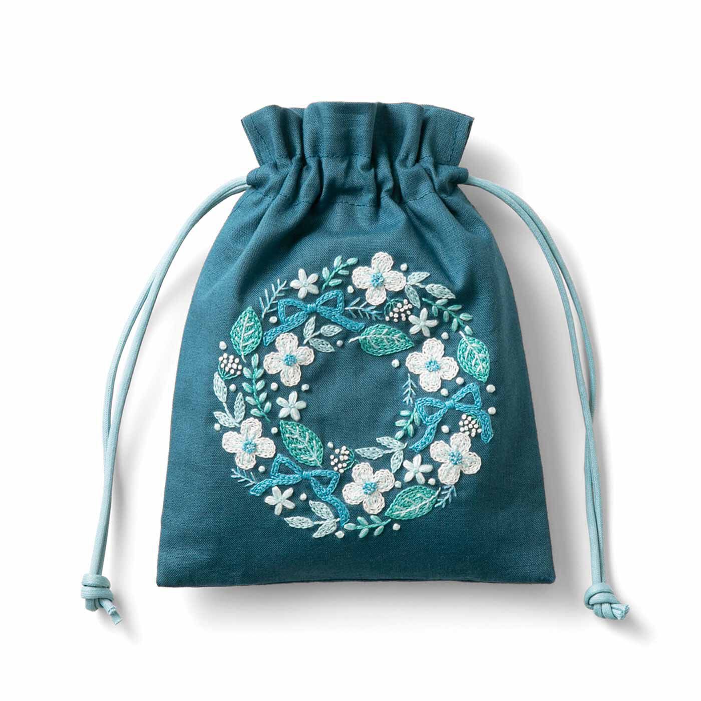 Couturier[クチュリエ]|大人カラーの色遣い 花園に可憐に咲きほこる 刺しゅう布小物の会|花リズムのきらめき
