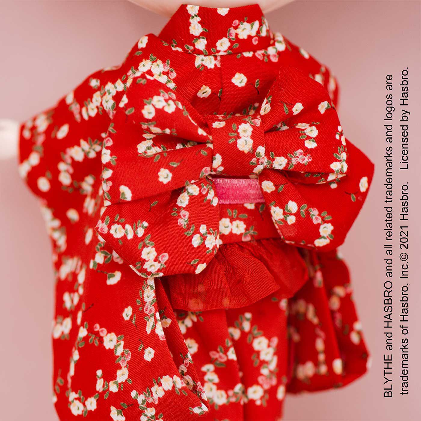 クチュリエ|真っ赤なフリルがロマンティック chimachocoさんのドール用着物のキット