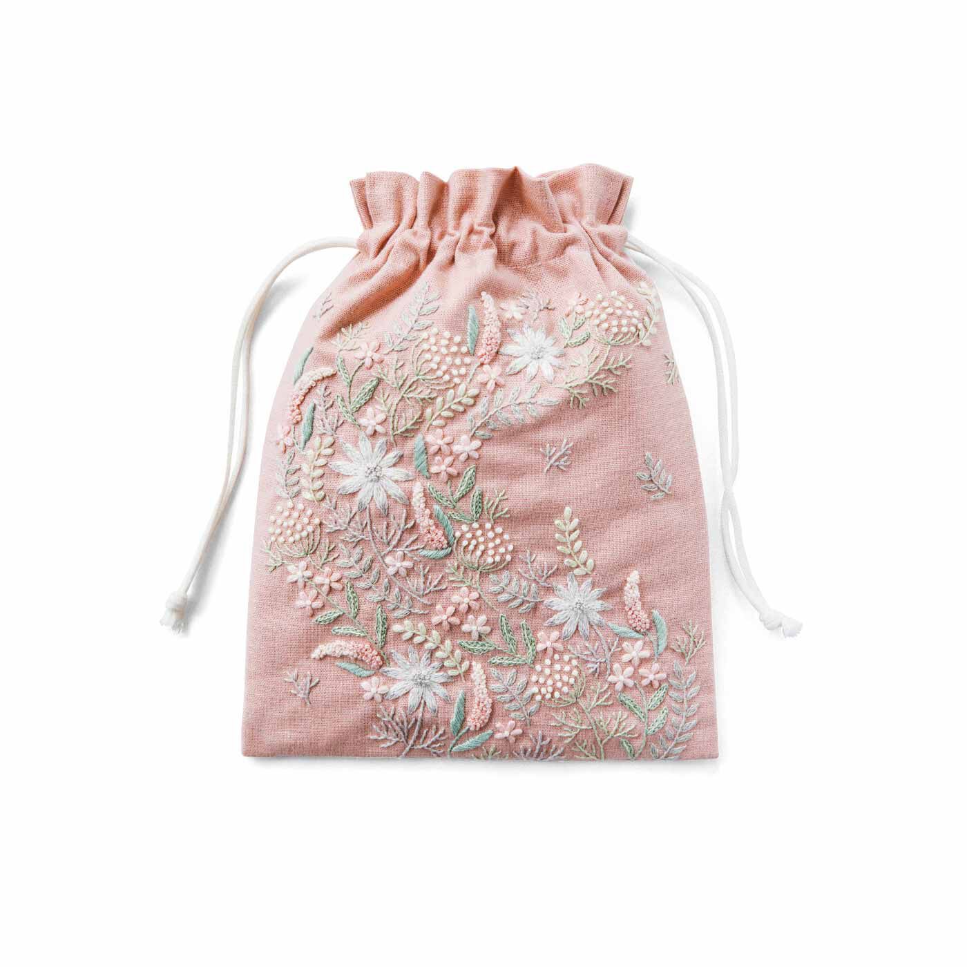 Couturier[クチュリエ]|【6月分以降お届け】多彩な色で魅せる豊かな世界 植物をぎゅっと詰め込んだ 刺しゅうポーチの会|フランネルフラワーシャワー