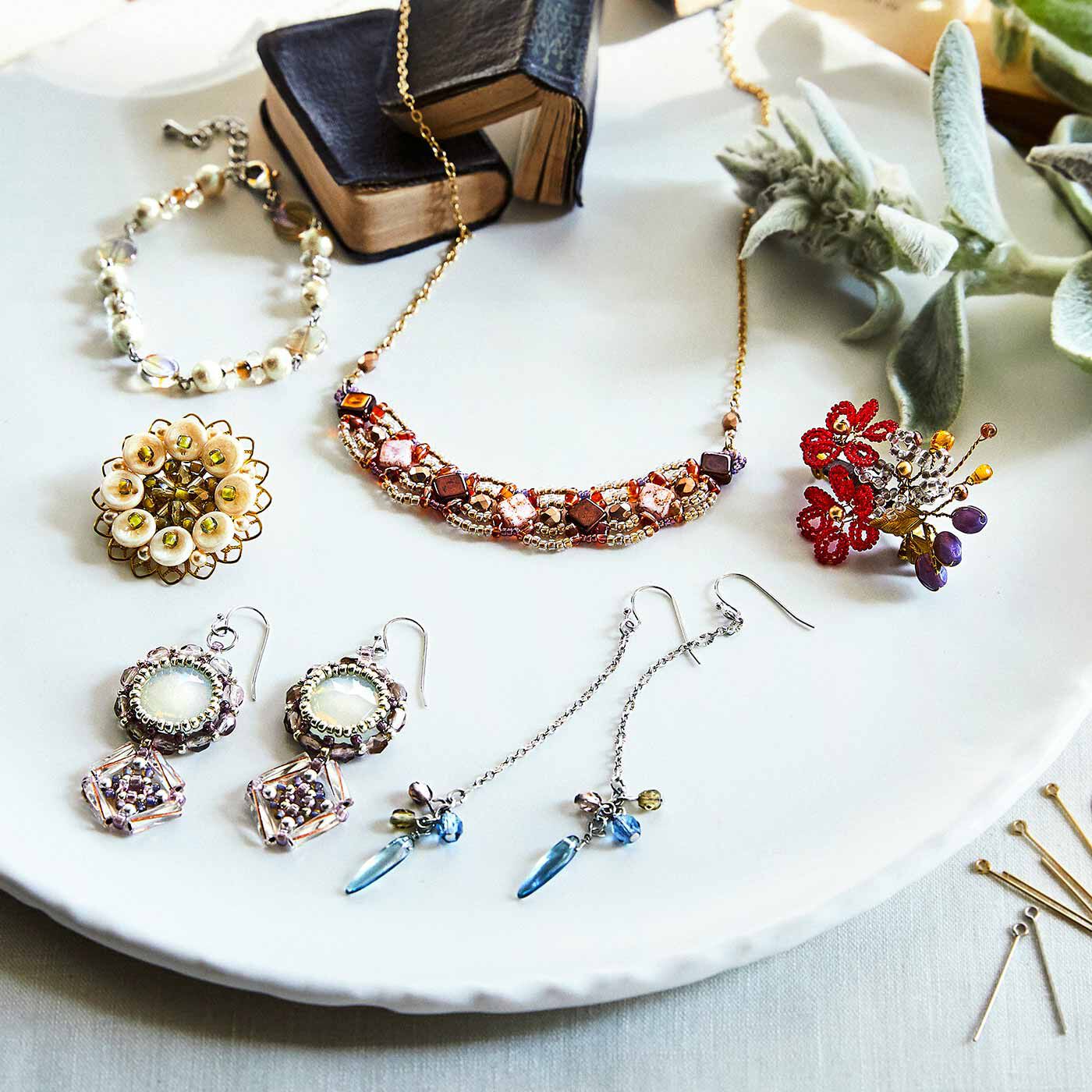 Couturier[クチュリエ]|【タイプが選べる】チェコの個性派ビーズがアクセントビーズワーク入門アクセサリー