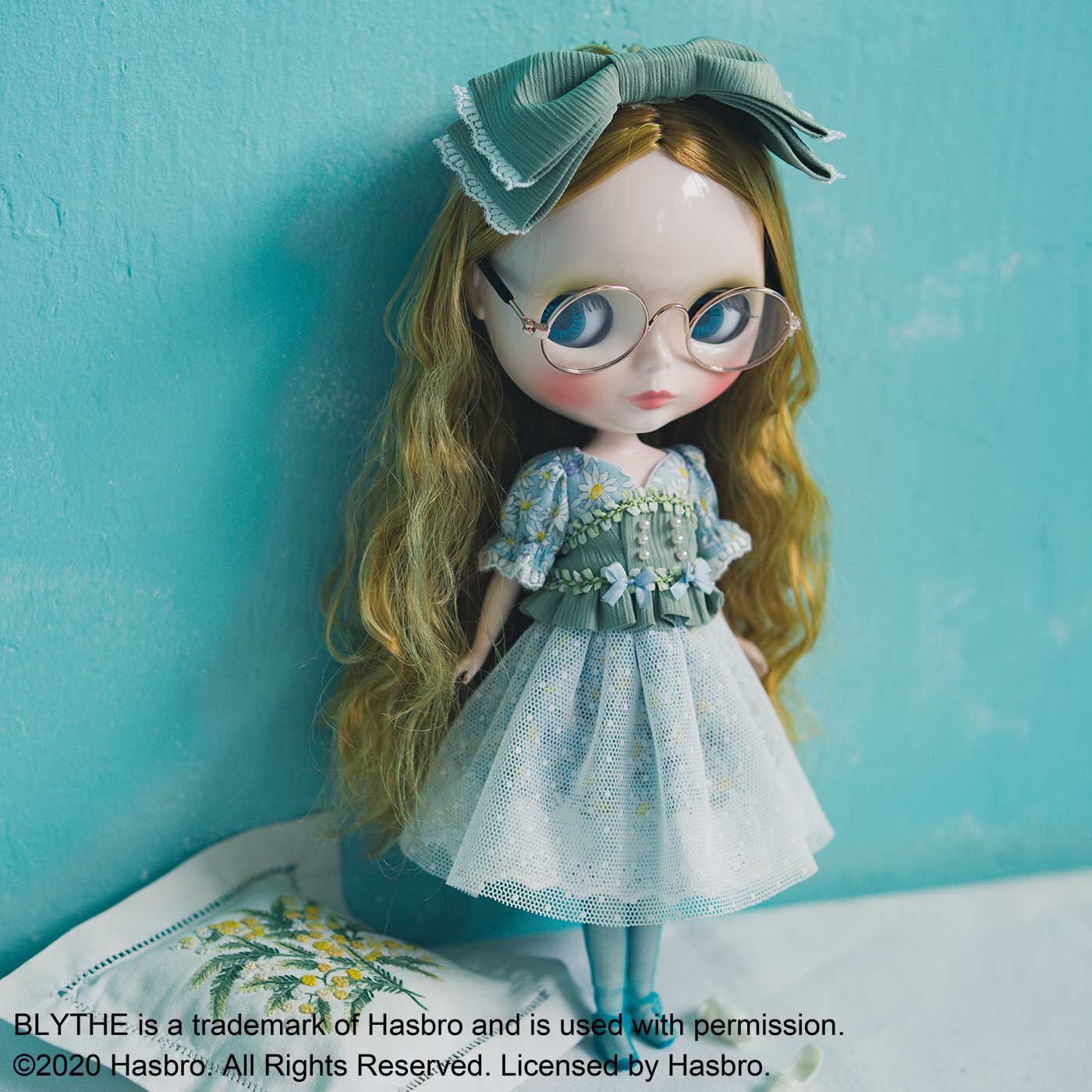 クチュリエ|お人形さんのためのちいさなファブリック　ロマンティックセット|スタイリングの一例　※ドールと一部の素材や小物は、セット内容に含まれません。