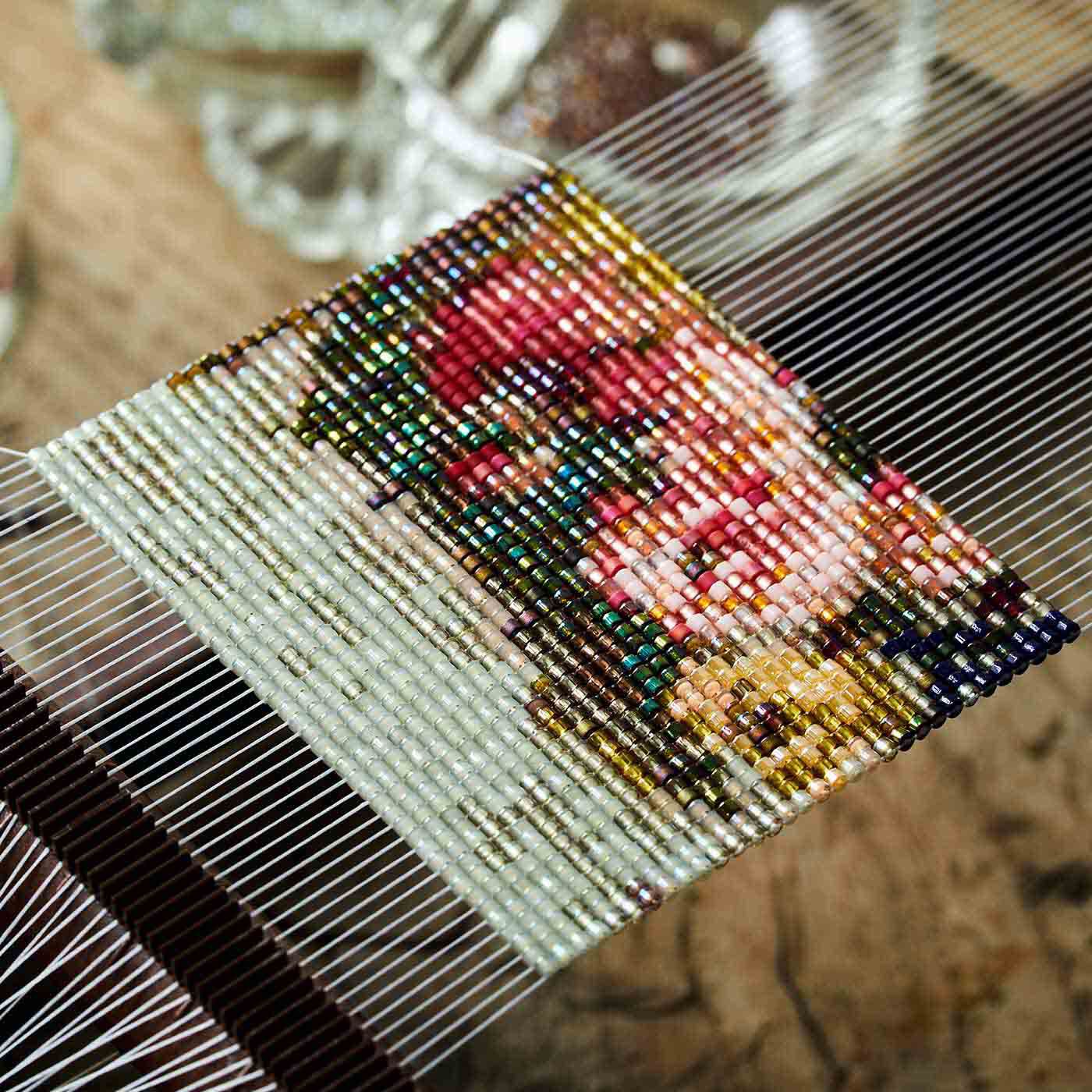 クチュリエ|ビーズ織りの モネ・ルノワール・ゴッホ　印象派 花の名画の会|ビーズの美しい輝きにうっとり。