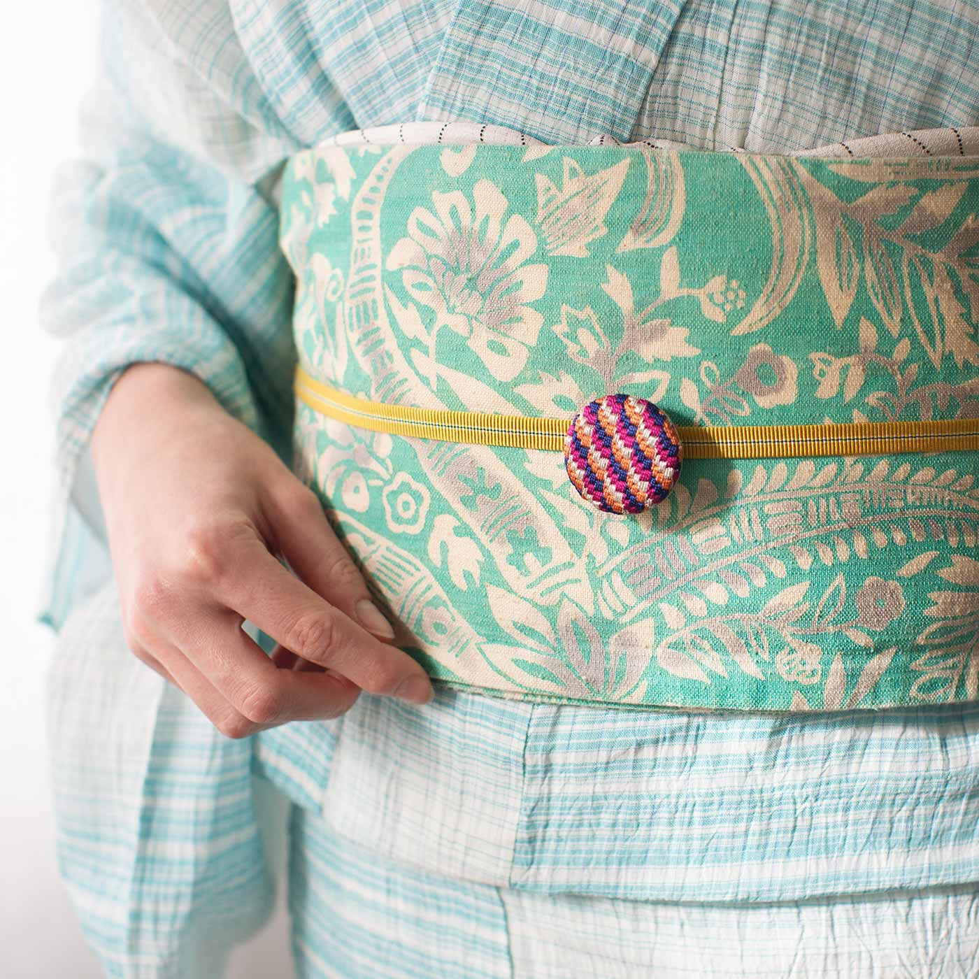 Couturier|絹糸の光沢が美しい 日本の伝統刺しゅう 絽（ろ）刺しのブローチの会
