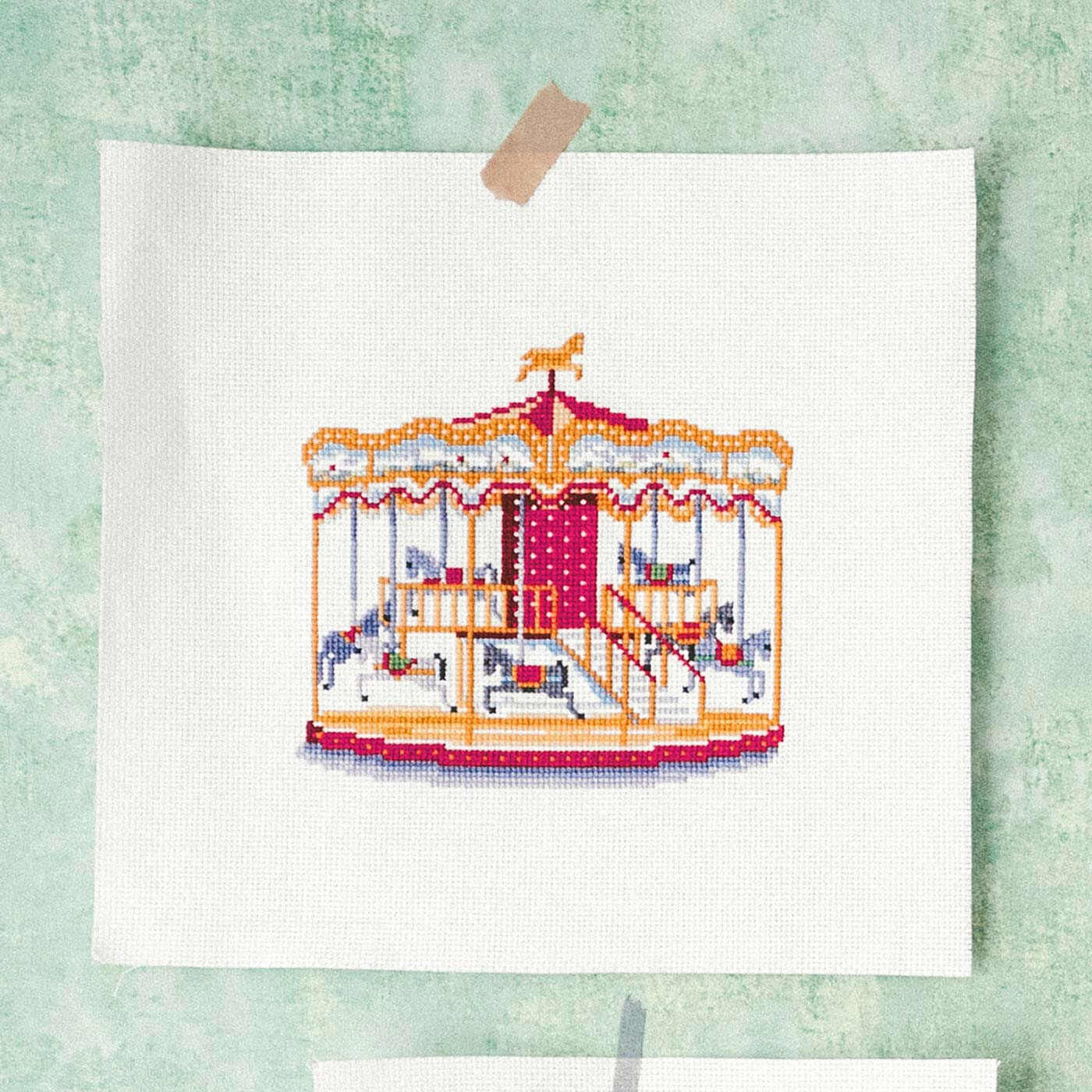 Couturier[クチュリエ]|【タイプが選べる】お部屋がまるでパリの街角みたい！　スケッチするように描いていくクロスステッチ|11：Le carrousel：メリーゴーランド
