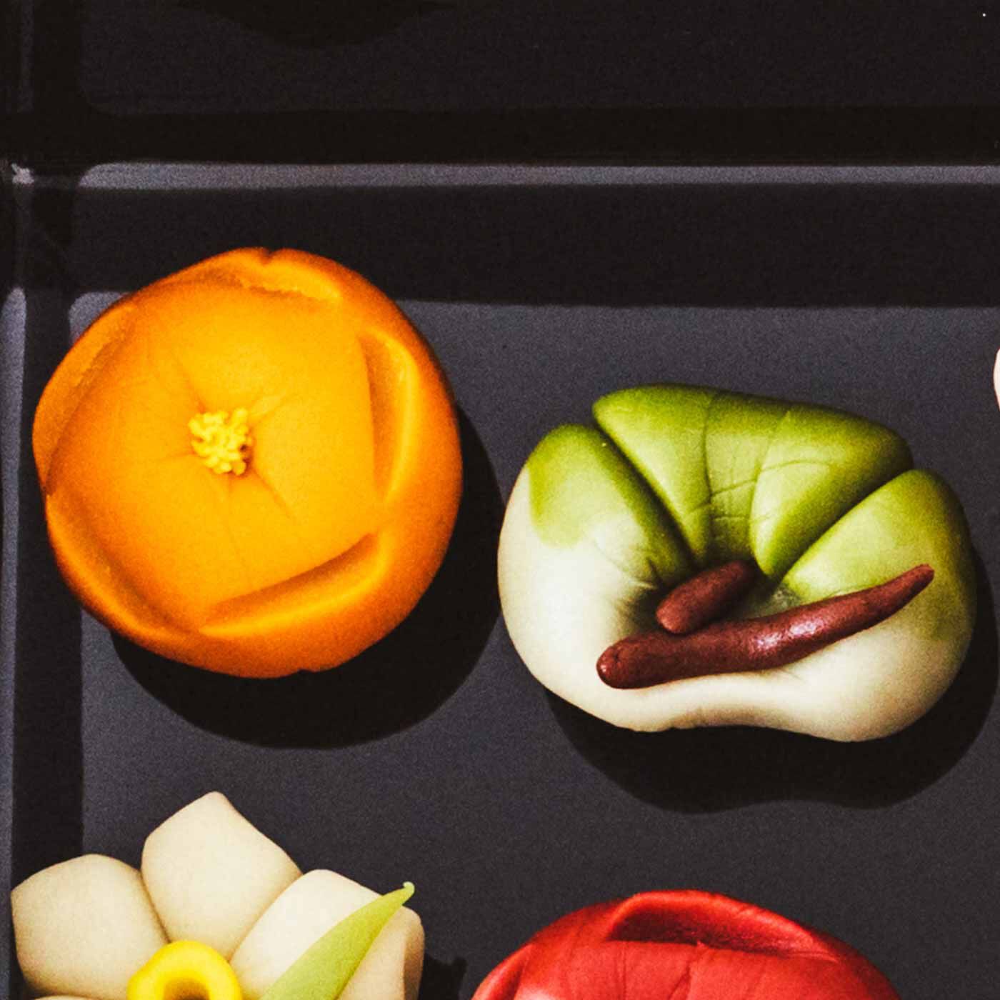 Couturier|【クチュリエクラブ会員限定】和菓子職人になった気分で 季節を味わう 12ヵ月の練り切りの会（期間予約）|12月分お届け 梅と松