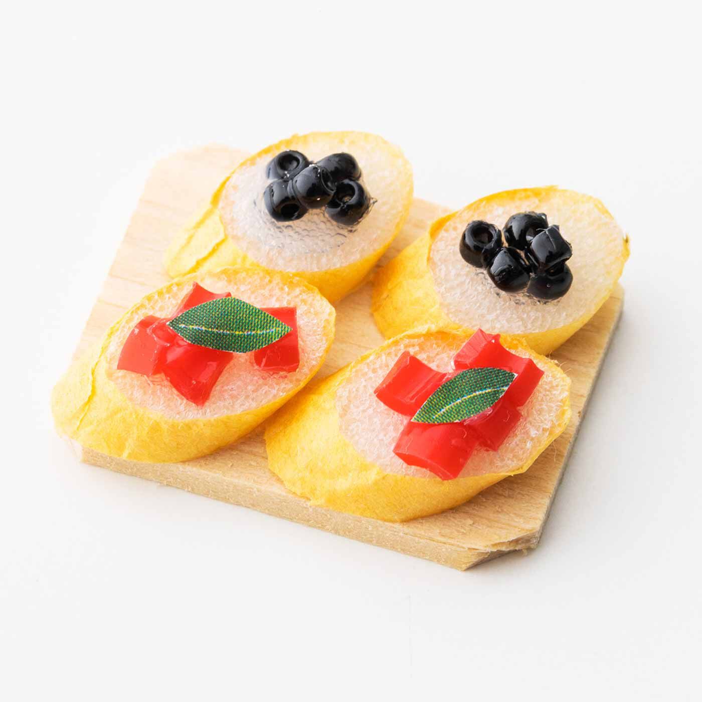 Couturier[クチュリエ]|【タイプが選べる】くすっと笑える動物たちの暮らし 小さな世界が広がるミニチュアボックス|ぱらりとビーズをまぶせばオードブルの完成！