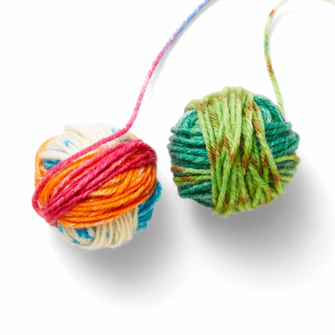 クチュリエ|毛糸にふれればみんなしあわせ　魔法の糸Opalで編むソックスと小物の会|編み進めると糸の色がどんどん変わっていくので、ついつい夢中に！