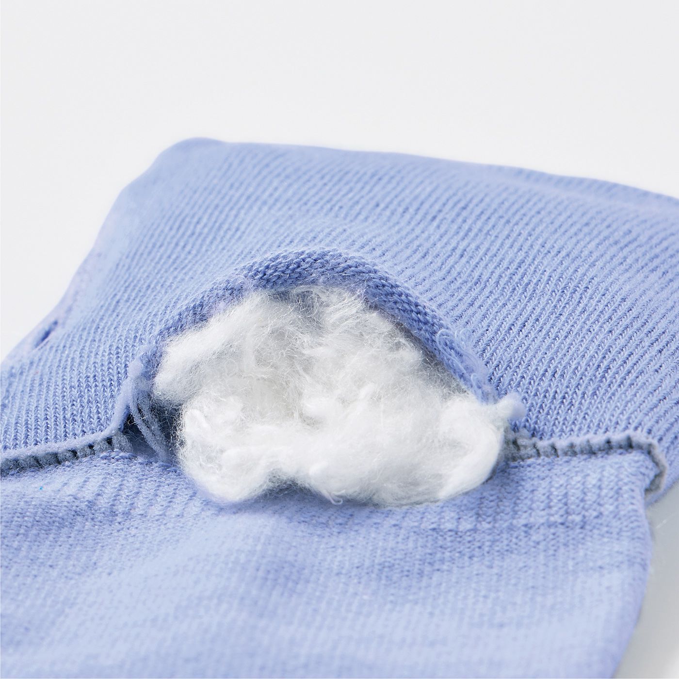 CCP|C.C.P 手もとに真綿が入った ふんわりあったか まわたんぽ(R) アームウォーマーの会|手の甲部分に真綿をたっぷり詰め込みました。 CCP|C.C.P 手もとに真綿が入った ふんわりあったか まわたんぽ(R) アームウォーマーの会|手の甲部分に真綿をたっぷり詰め込みました。