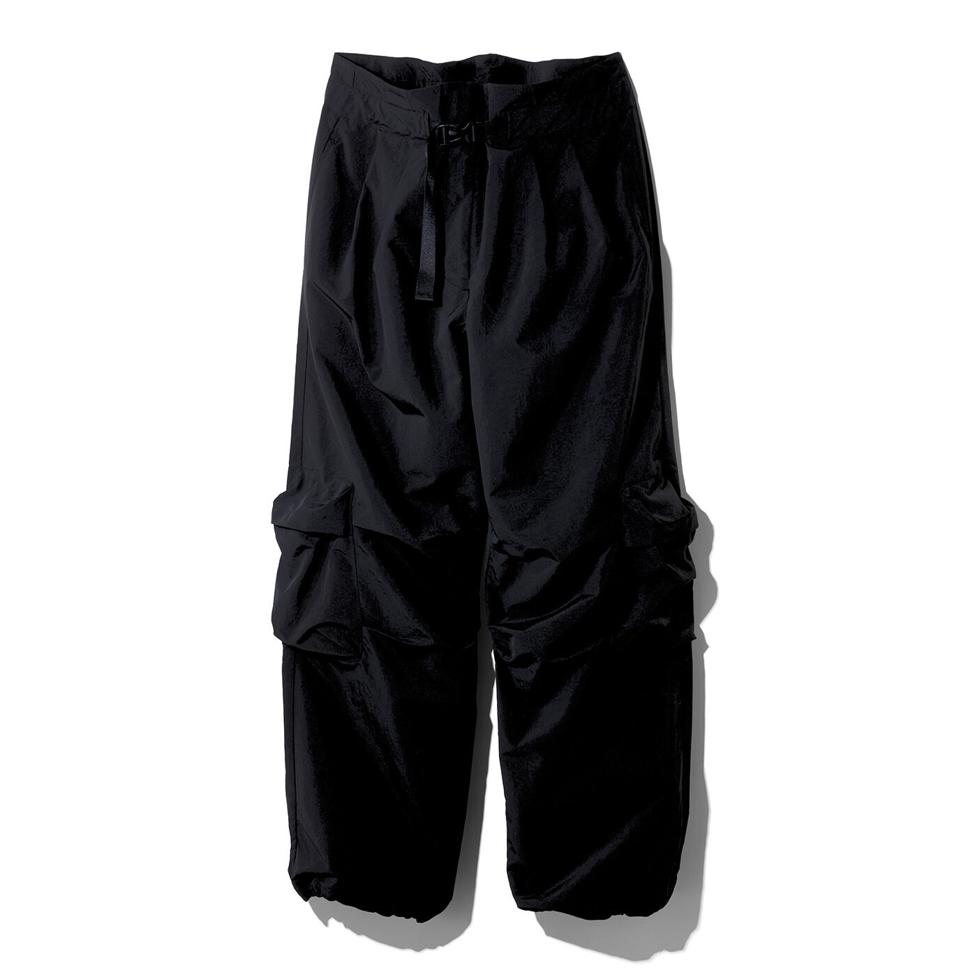 MEDE19F　撥水ナイロンのベルテッドカーゴパンツ　ブラック
