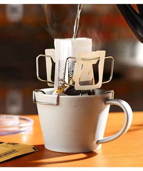 $B%+%C%W$N>e$GCm$0(B $B%3!<%R!<%I%j%C%W%P%C%0%[%k%@!<(B