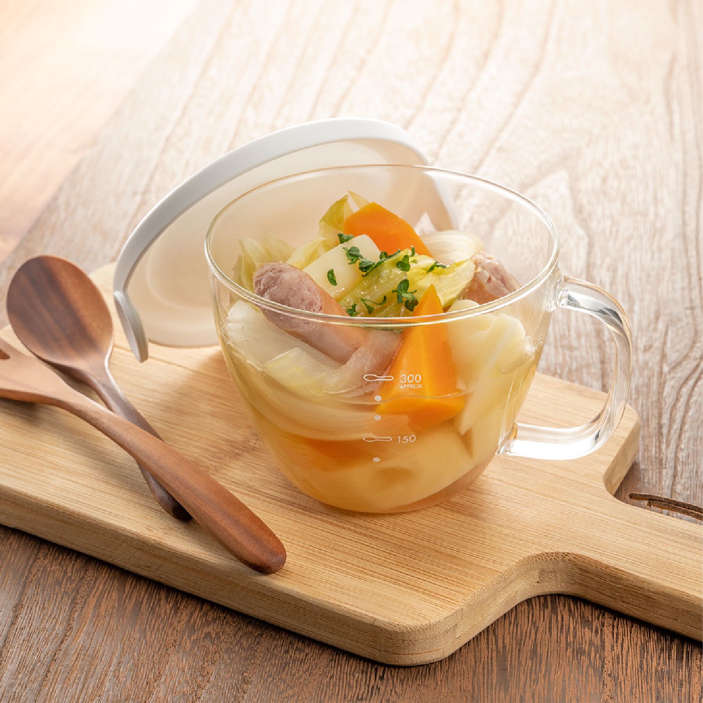 ひとり分のスープを電子レンジで簡単調理　HARIOガラスのレンジスープカップ