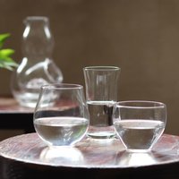 ＜フェリシモ＞ グラスの形で味が変わる まろやか・はなやか・さわやか3つの日本酒飲み比べ酒グラスセット画像