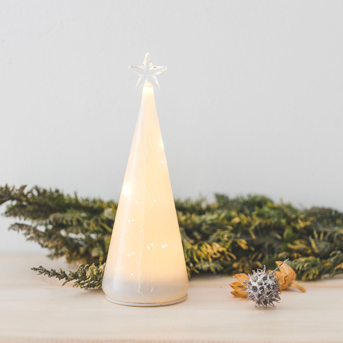 SeeMONO[シーモノ]｜乳白ガラスがやさしく灯る　＜Heaven Tree＞　/SIRIUS（シリウス）　｜乳白色のガラスがあたたかく光るLEDライト。