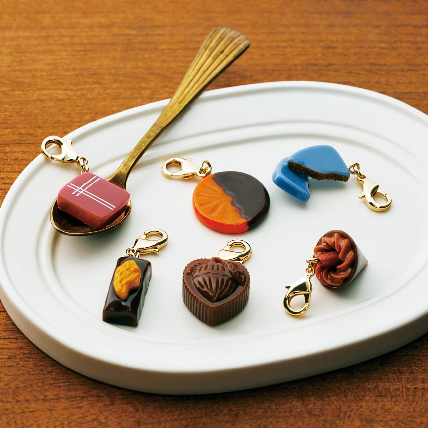 Real Stock｜世界のショコラティエとコラボした　ミニチュアチョコのアクセサリーチャーム