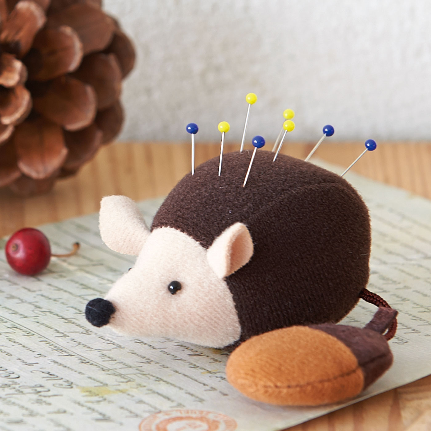 Cloverクロバー 針みがき付きピンクッション＜はりねずみ＞フェリシモ