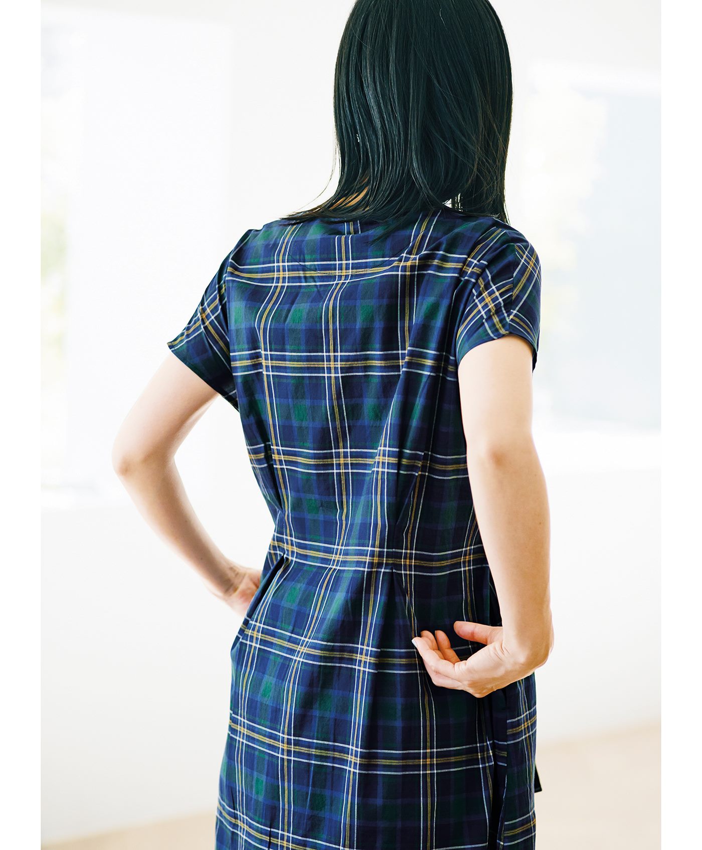 美品】 ロイスクレヨン スカーフコラージュ ボウタイ ワンピース