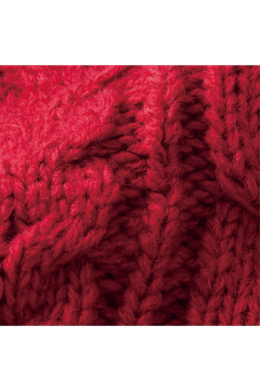 Live in comfort[リブ イン コンフォート]｜リブ イン コンフォート　ラグランスリーブですっきり見え！　フィッシャーマン風ニットトップス〈レッド〉｜異なる編み地を組み合わせて変化をつけました。凹凸感があるので、メリハリがきいた印象に。