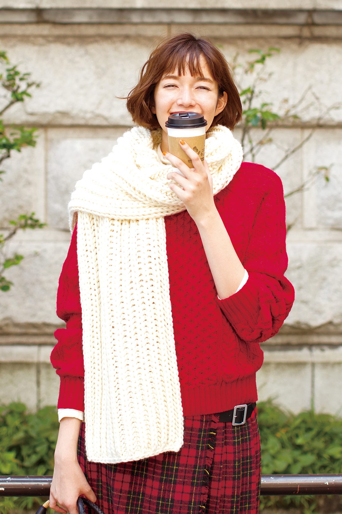 Live in comfort[リブ イン コンフォート]｜リブ イン コンフォート　ラグランスリーブですっきり見え！　フィッシャーマン風ニットトップス〈レッド〉