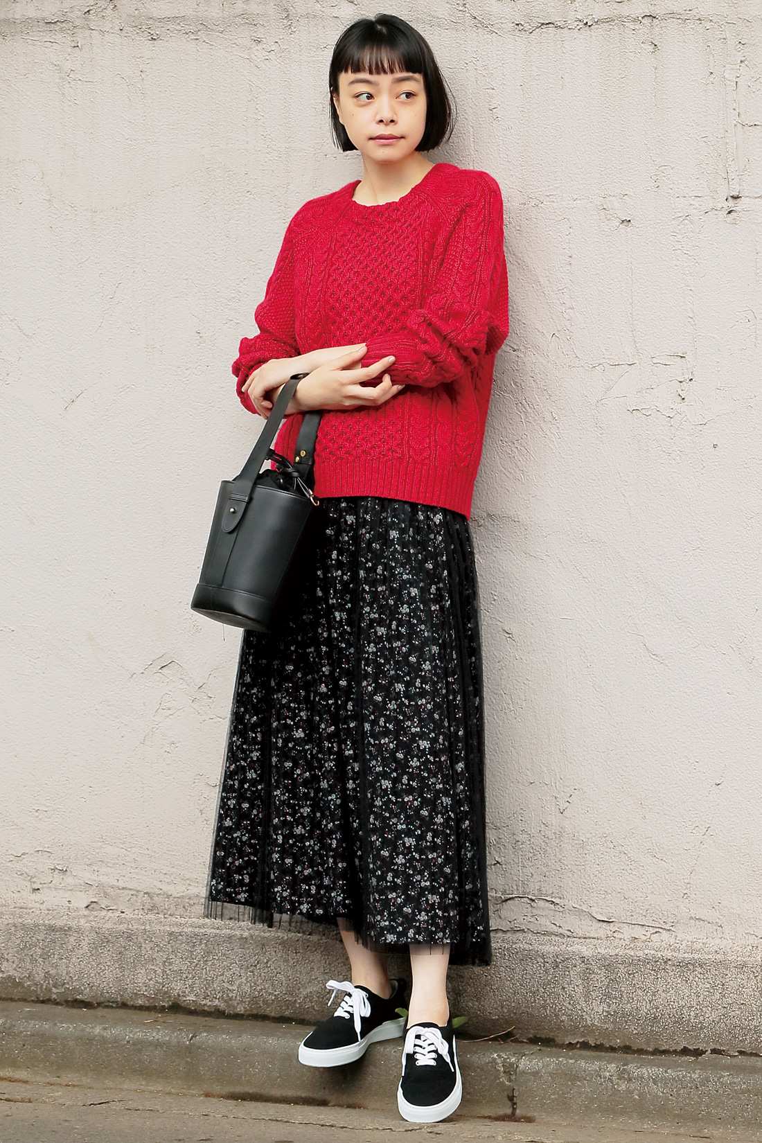 Live in comfort[リブ イン コンフォート]｜リブ イン コンフォート　ラグランスリーブですっきり見え！　フィッシャーマン風ニットトップス〈レッド〉