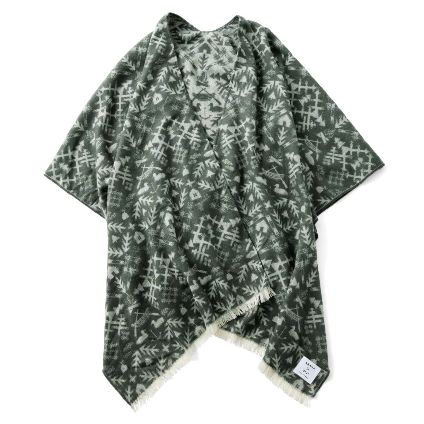 Kraso[クラソ]｜ＳＡＡＮＡ ＪＡ ＯＬＬＩ サーナ ヤ オッリ　3-WAY大判ストールの会｜〈ザ ワイルド ノースランド〉 背中部分まで切り込みがあり、肩に留まってずり落ちにくいデザイン。
