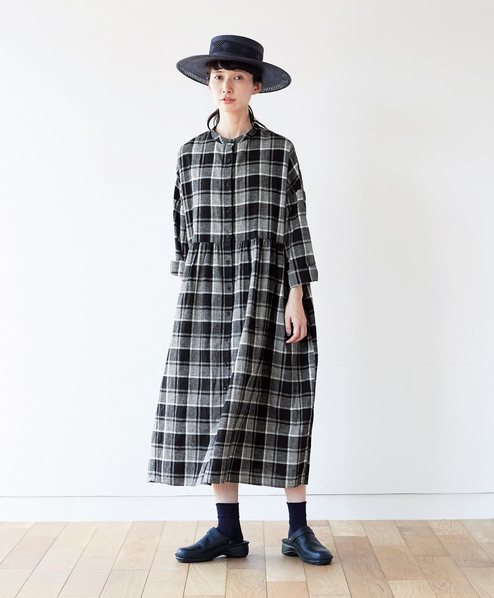サニークラウズ Kazumiのワントーンチェックワンピース レディース ワンピース ワンピース チュニック レディースファッション レディースファッション メンズファッションの通販 Sunny Clouds サニークラウズ サニークラウズ Kazumiのワントーンチェックワンピース レディース ワンピース ワンピース チュニック レディースファッション レディースファッション メンズファッションの通販 Sunny Clouds サニークラウズ