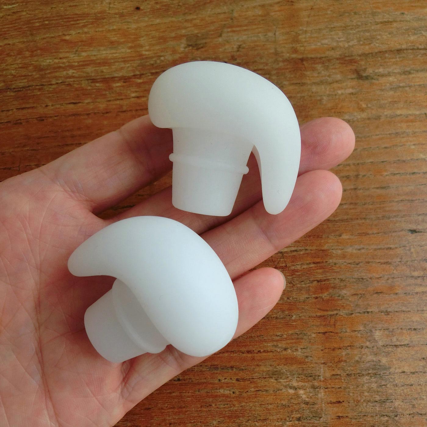 Kraso[クラソ]｜サプライズ！ ひと泡ふかせるボトルキャップ「オーバーフロー」２個セット