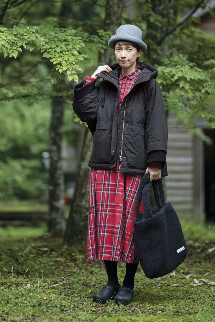 ダウンコートもちゃんとおしゃれに着こなそう カラー別 大人女子コーデ Niau ニアウ ダウンコートもちゃんとおしゃれに着こなそう カラー別 大人女子コーデ Niau ニアウ