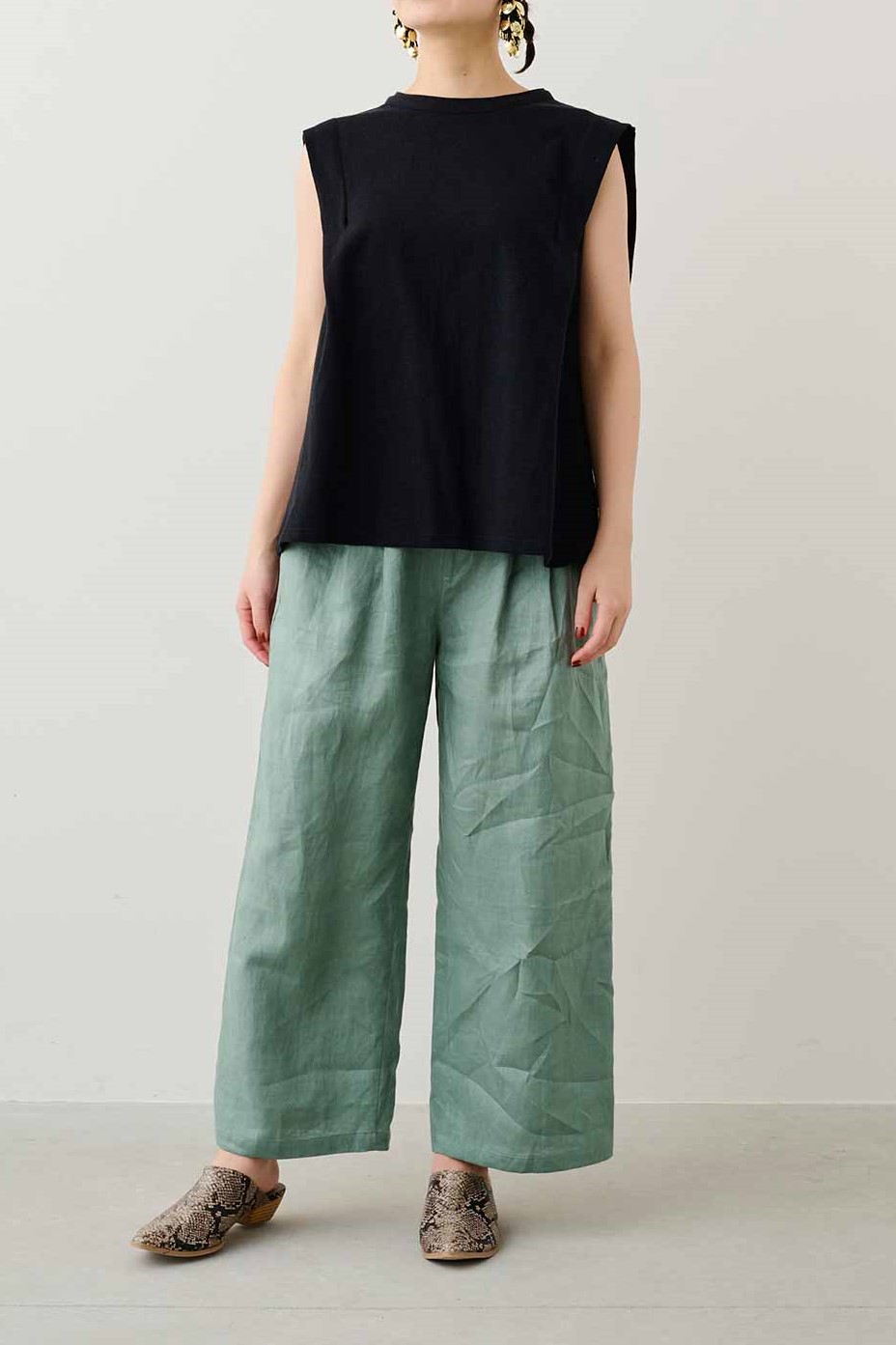 決定版 大人女子の夏コーデ 押さえておきたいアイテム 着こなしをチェック Niau ニアウ