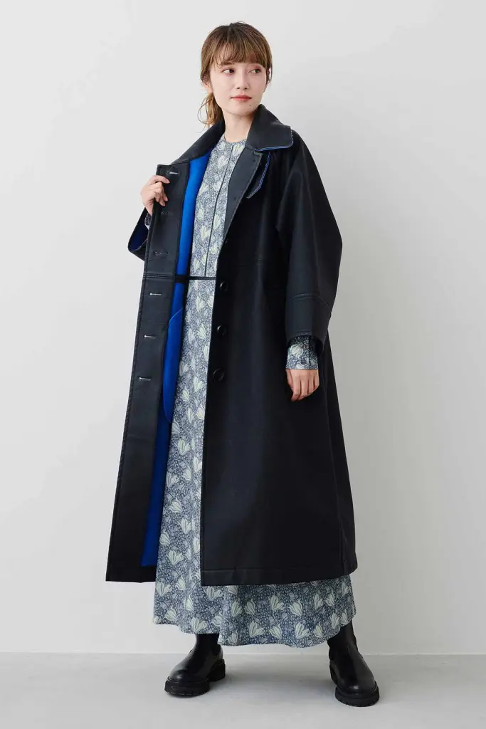 【極美品】ステンカラーコート・ロイヤルブルー・女性も着用可能！