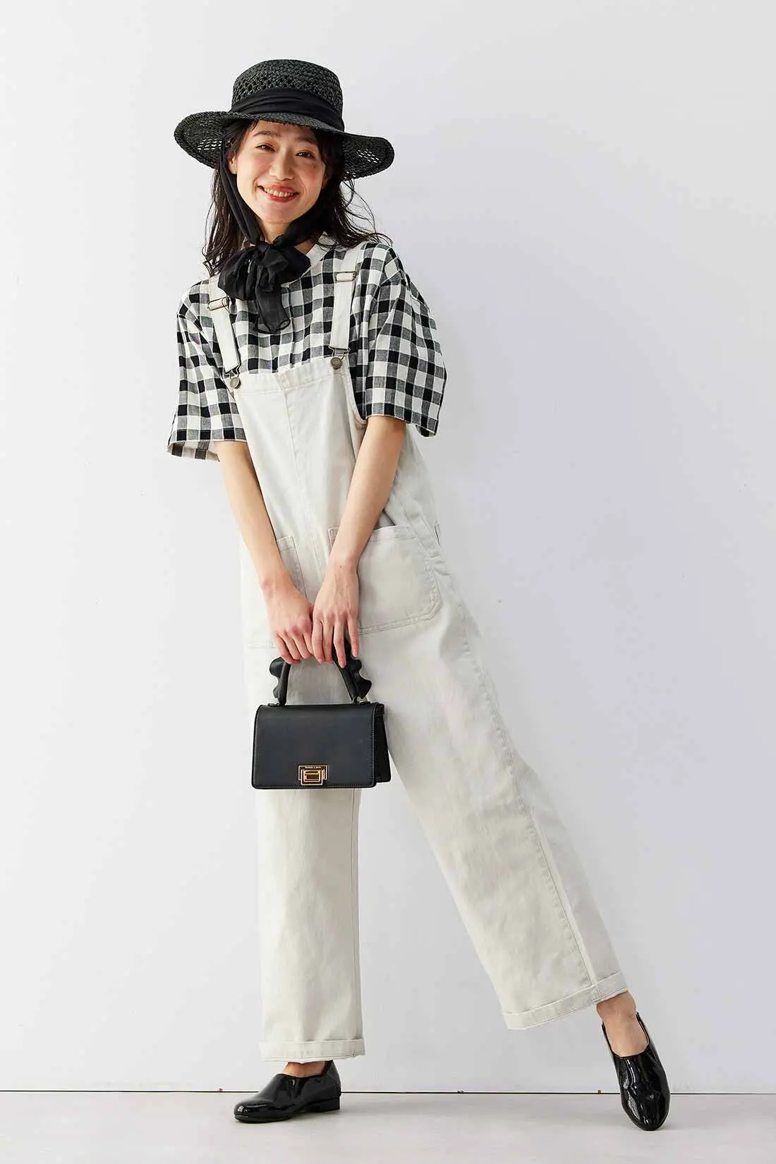 DRESS 30-40代向けファッション・コスメ・美容・美食ガイド GU 40s Fashion] If you're a 40-something adult woman, you