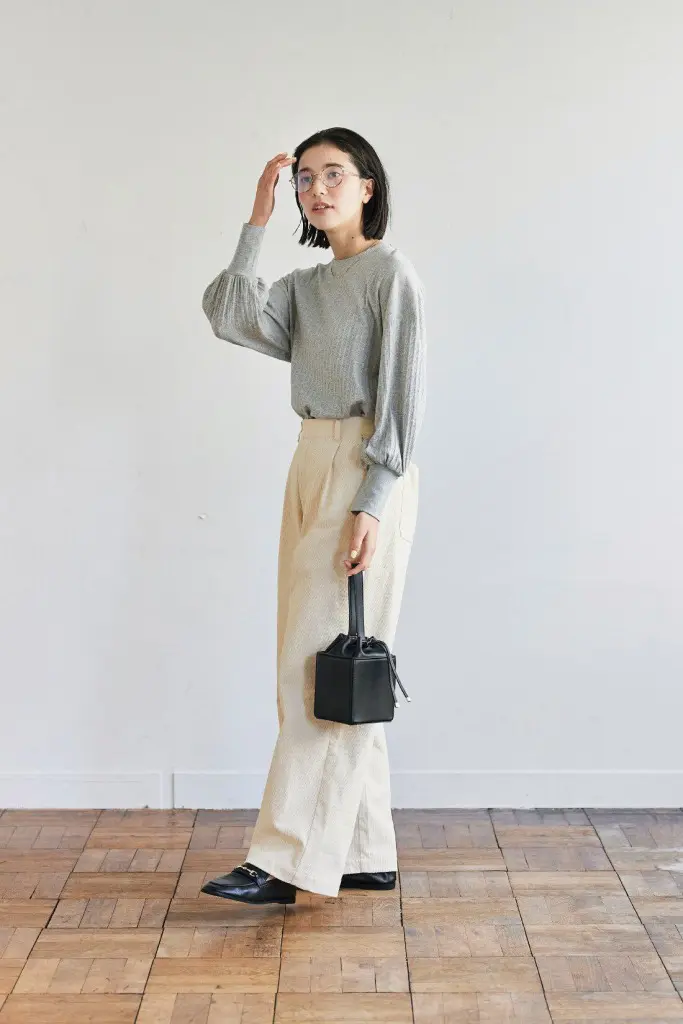 秋冬】大人女子のローファーコーデ。スタイル別に着こなしを