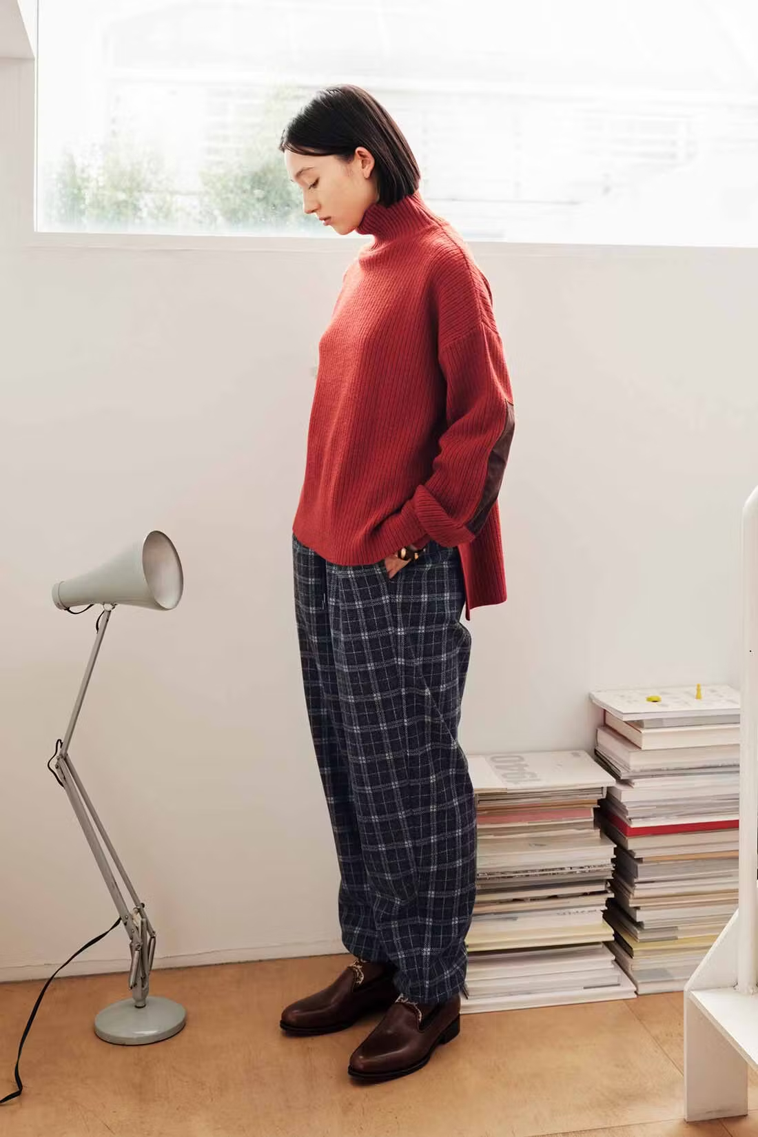 【春夏秋冬】柄パンツで作る大人コーデ術｜おすすめトップス＆季節別・シーン別の着こなしポイント