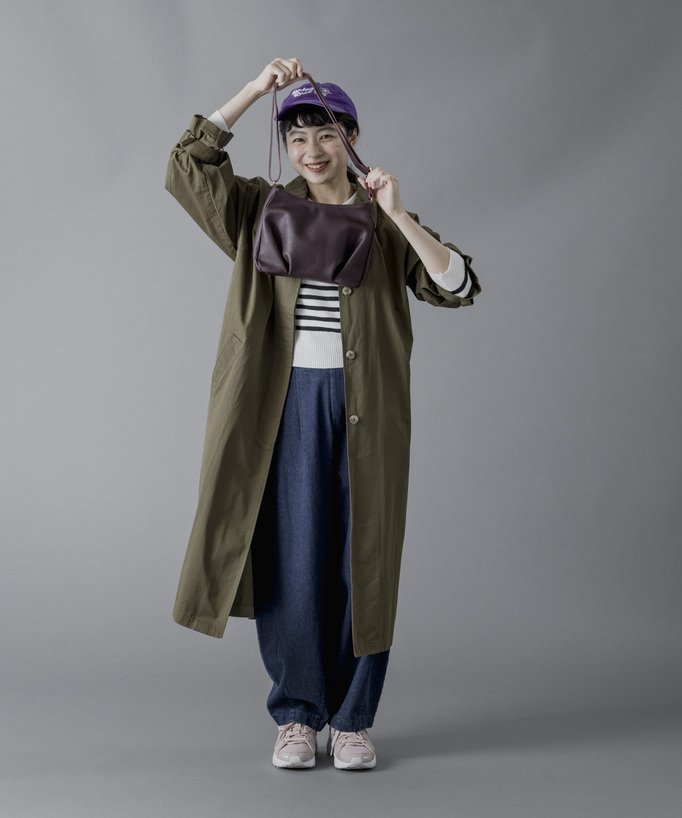 
ワイン色に陶酔する大人鞄。
