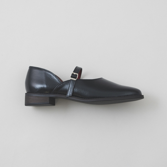 
靴デザイナーの理想で作った　職人本革のレジェルテシューズ〈ブラック〉

