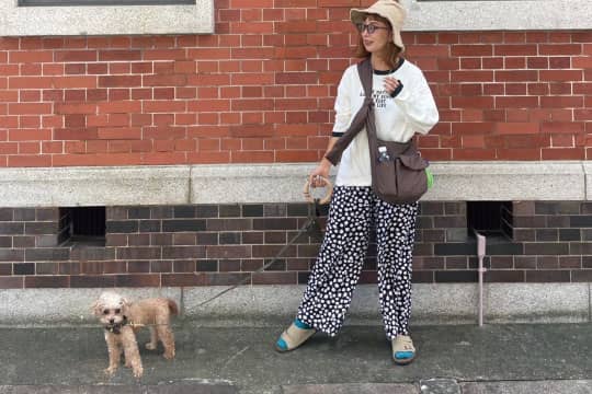 愛犬と過ごす日々から生まれたペットのお散歩バッグ