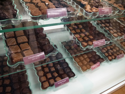 ヴァン オーティス スイスファッジソース