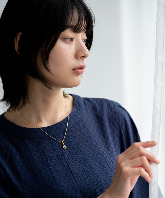 
黄色のネックレス
