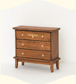 アンティークな雰囲気をまとった　小物入れにもなるミニチュア家具キット　～チェスト～